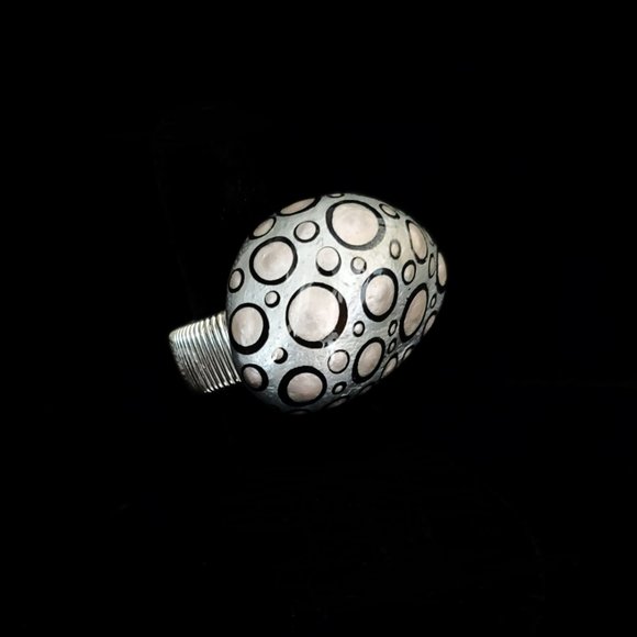 Hand Painted Silver and Champagne Statement Ring. - Picture 2 of 8